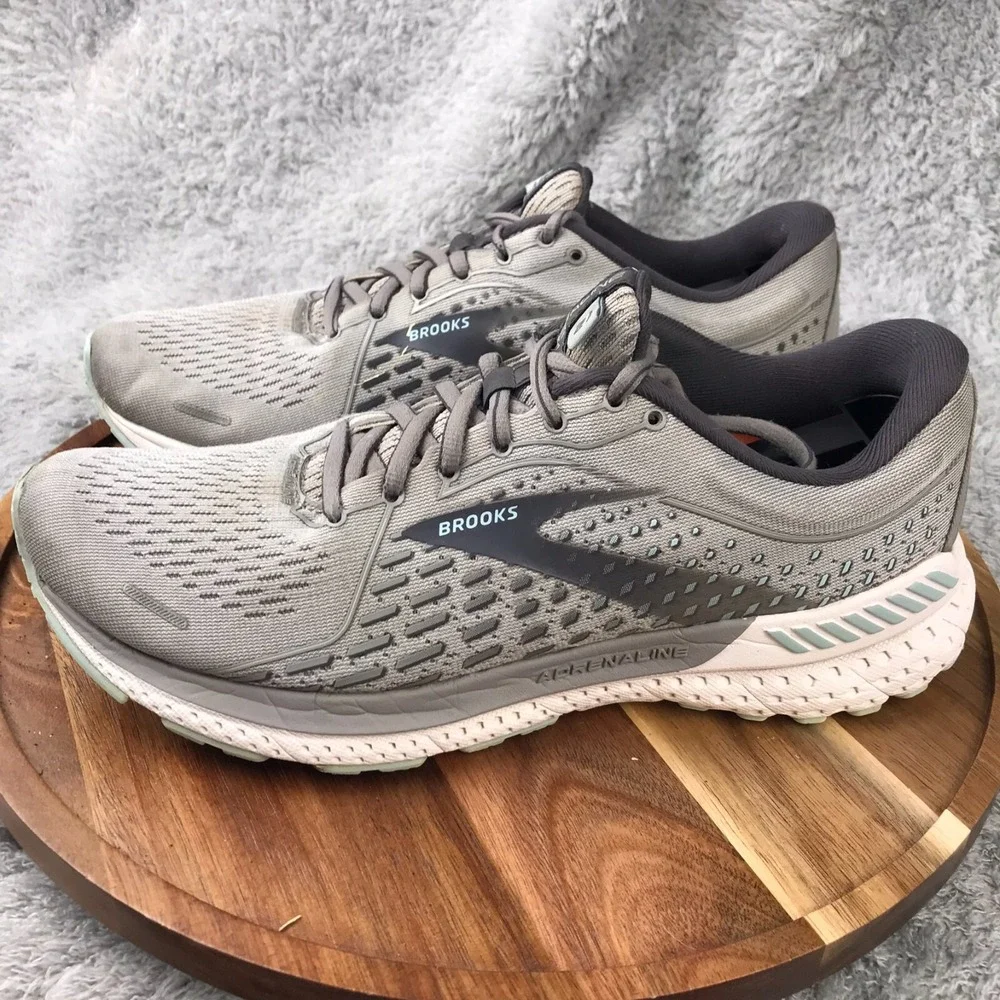 Brooks Adrenaline GTS 21 Womens 9B Gray Road Running Trail Gym Sneakers Shoes‎